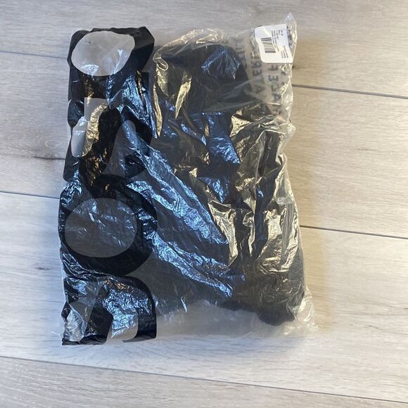 ASOS‎ DESIGN Curve plisse culotte pants in black 24 NWT and in packaging - Picture 6 of 8